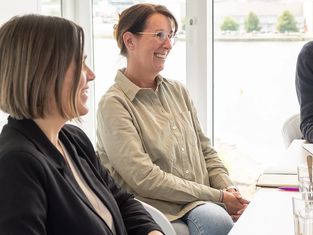 Broad Industry Network 